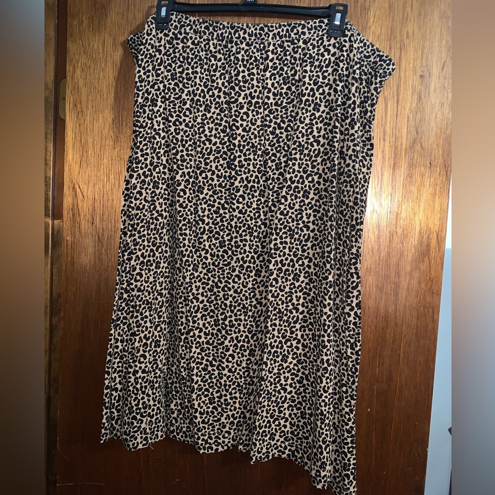 Old Navy Cheetah Print Skirt
